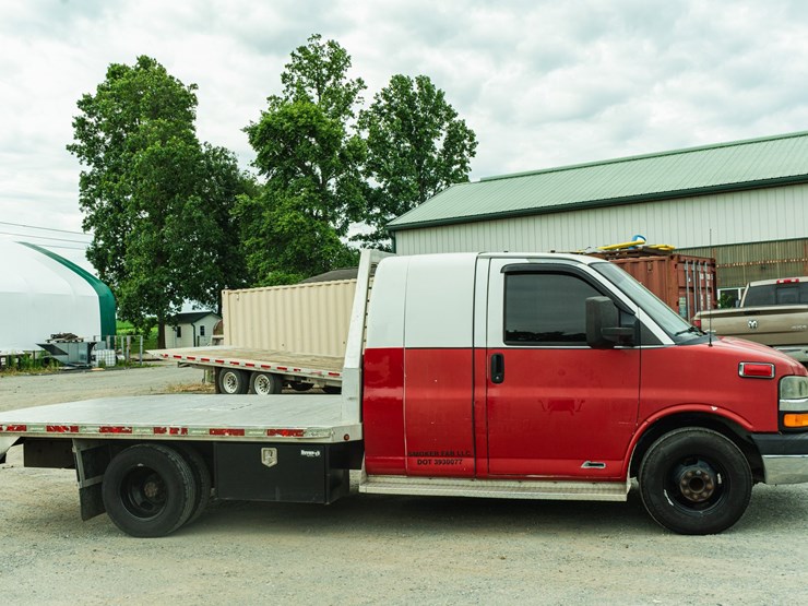 #155-•-2012-chevrolet-4500-flat-bed-truck-image-6