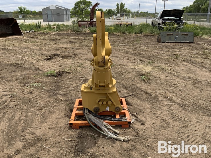 2023-caterpillar-307-image-8