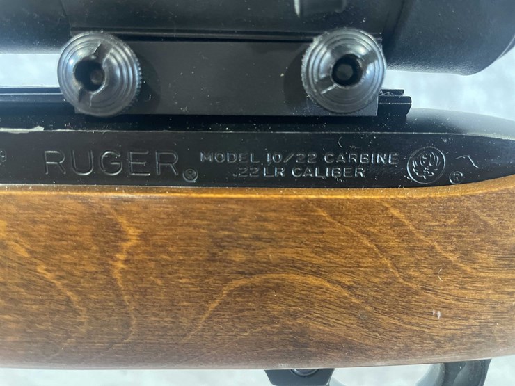#1275-•-ruger-10/22,-,-22-lr-semi-auto-rifle,-sn:-124-74269,-(neenah,-wi)-image-11