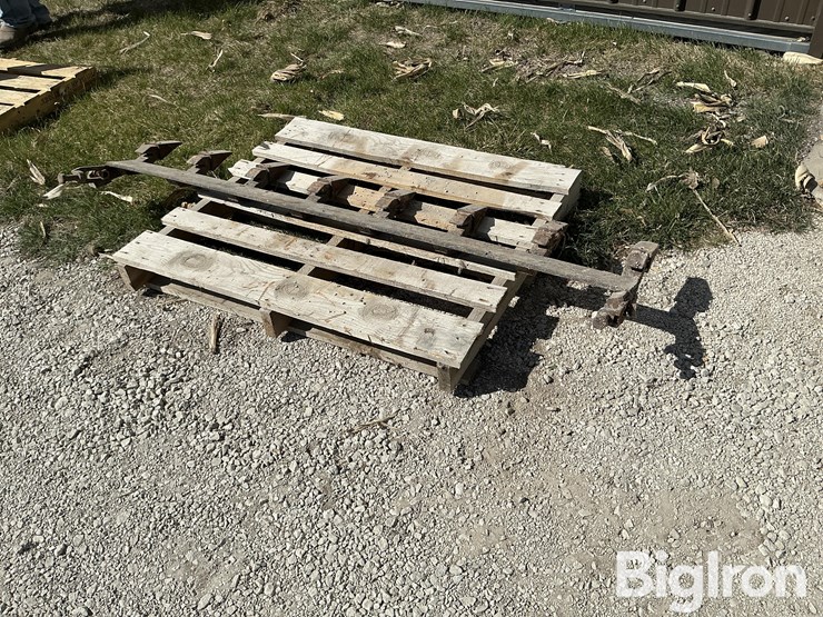 bobcat-bucket-attachment-image-5