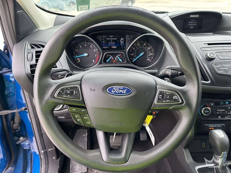 2017-ford-escape-image-13