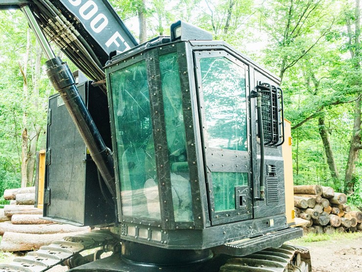 2010-caterpillar-521-image-14