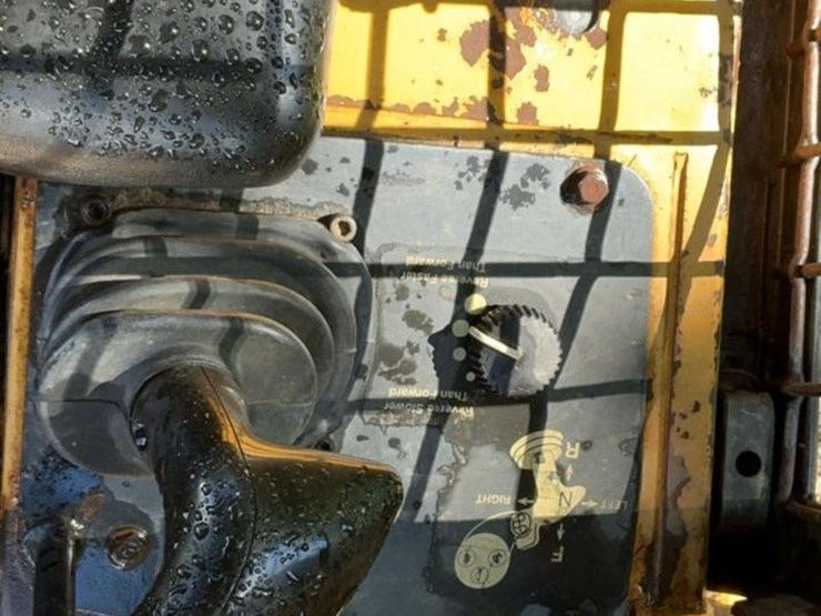 2004-deere-700h-lgp-image-13