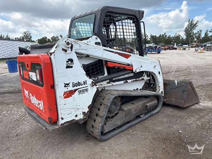 2021-bobcat-t450-image-3
