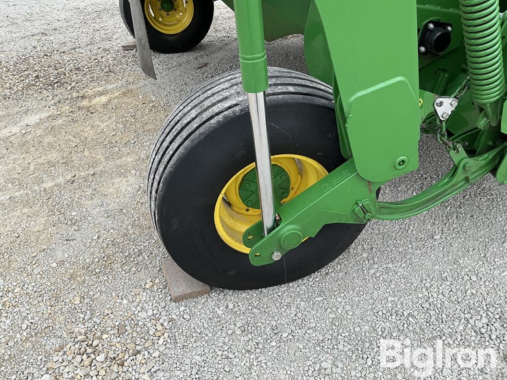 2024-john-deere-c350-image-11