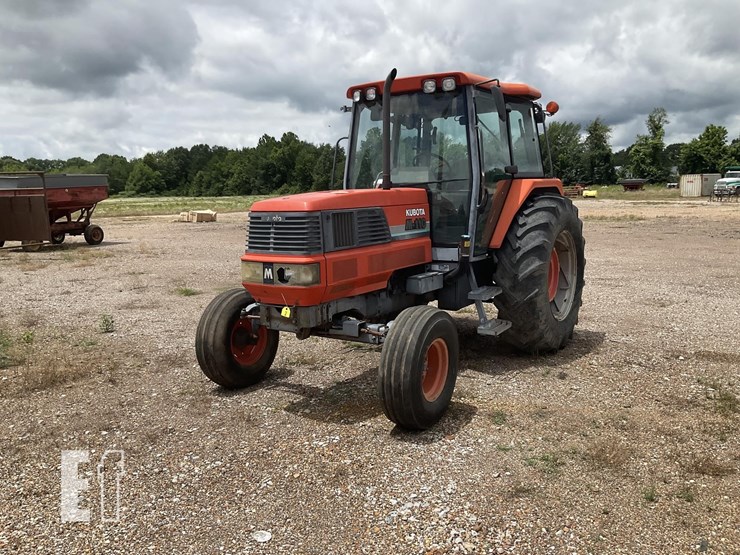kubota-m110-image-2