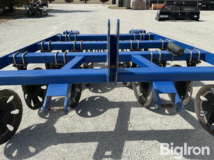 2015-blu-jet-trench-master-tile-line-filler-image-9