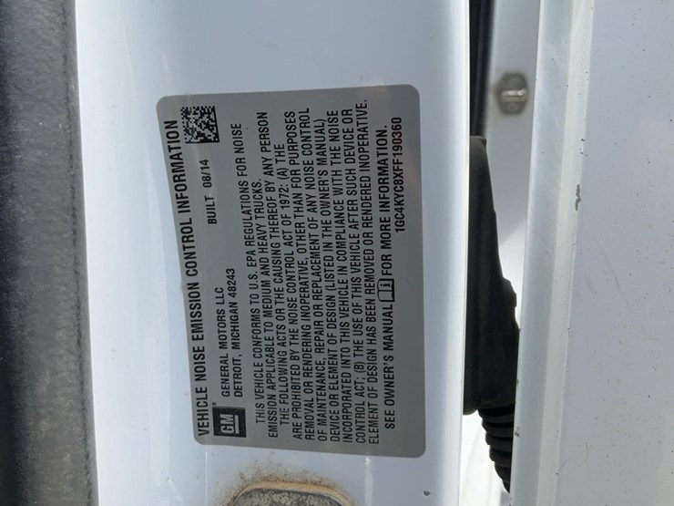 2015-chevrolet-3500-image-61