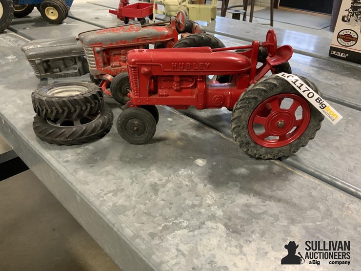 hubley-toy-tractors-and-parts-image-8