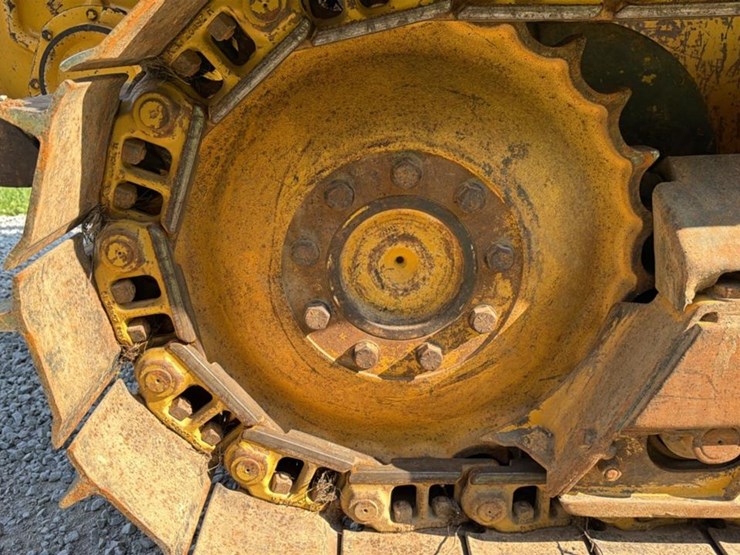 2012-john-deere-450-image-32