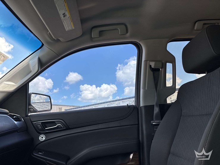 2019-chevrolet-tahoe-image-12