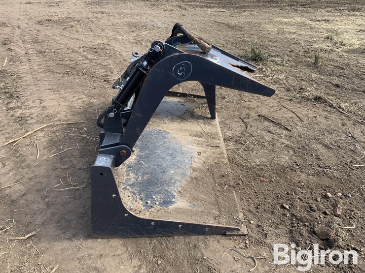 2023-wolverine-hydraulic-dual-grapple-attachment-image-4
