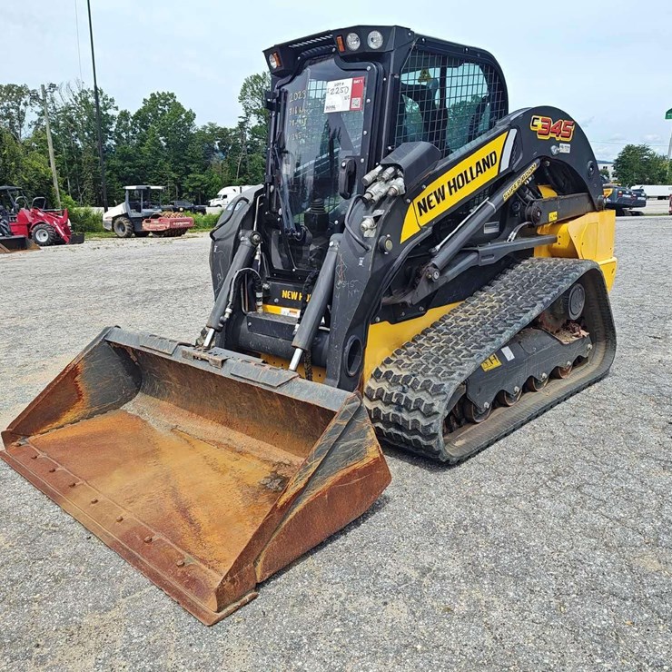 2023 NEW HOLLAND C345