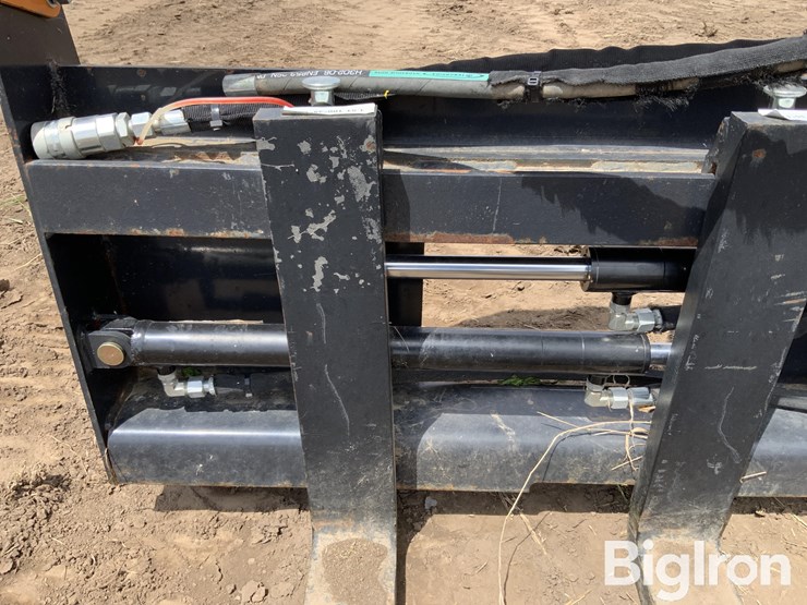 2023-wolverine-pfa-11-3300g-hydraulic-fork-skid-steer-attachment-image-13