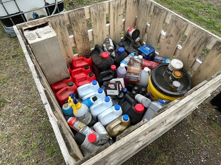 #4921-•-wooden-tote-with-assorted-automotive-fluids-image-3