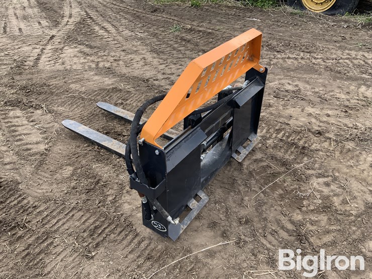2023-wolverine-pfa-11-3300g-hydraulic-fork-skid-steer-attachment-image-7