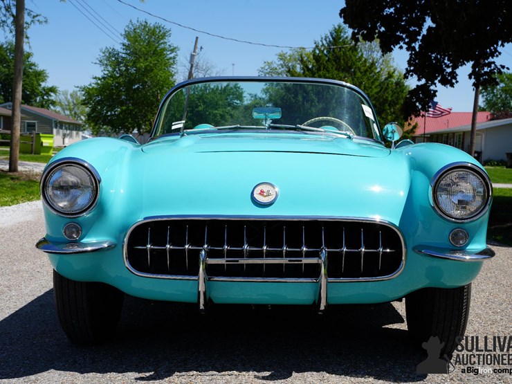 run-#99---1956-chevrolet-corvette-convertible-image-2