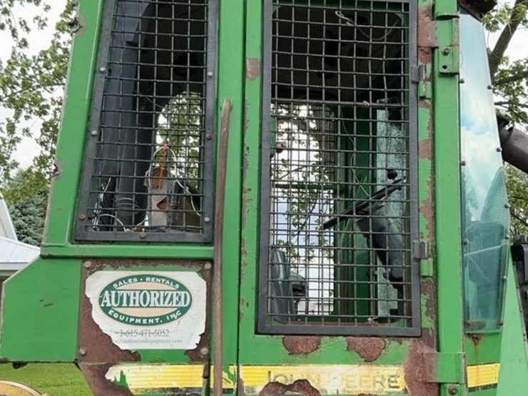 2007-deere-540g-iii-image-13