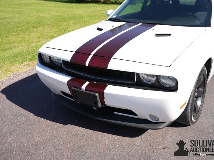 run-#59---2011-dodge-challenger-coupe-image-9