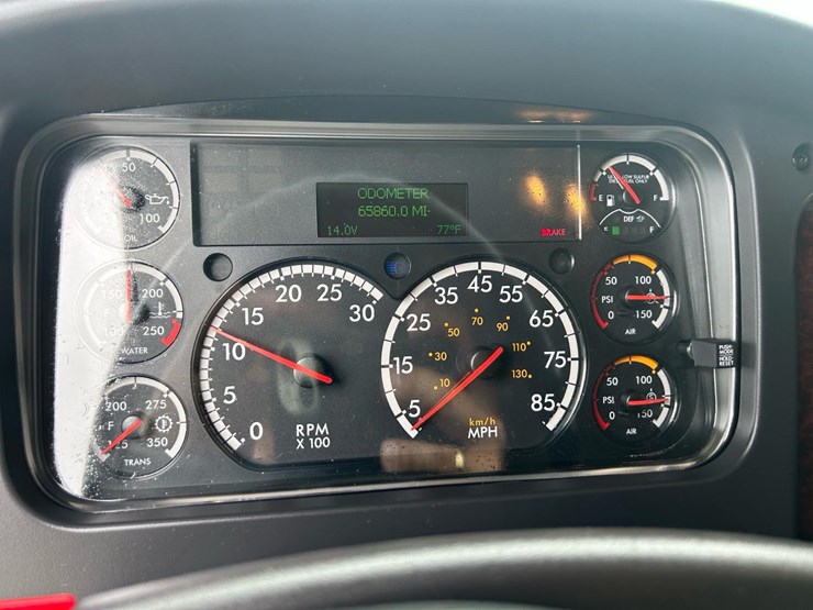 #149-•-2024-freightliner-m2-rollback-image-3