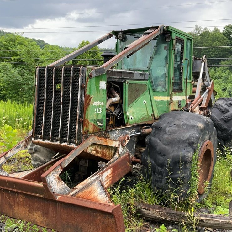 2008 DEERE 748G III