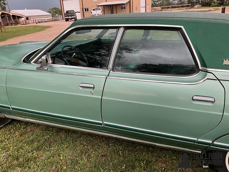 1977-ford-460-image-16