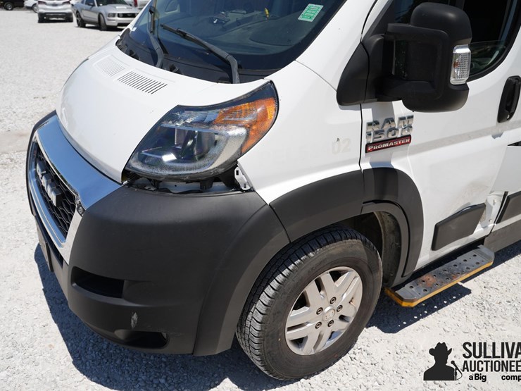 2021-ram-promaster-1500-image-13
