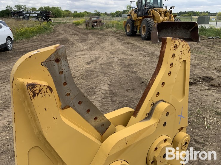 2023-caterpillar-307-image-11