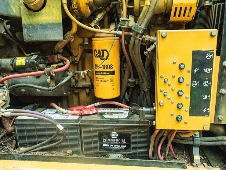 2010-caterpillar-521-image-21