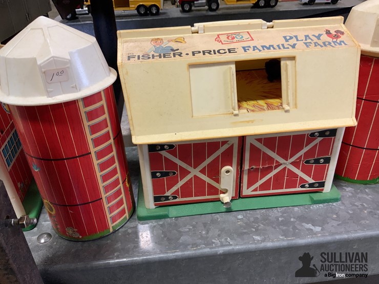 fisher-price-family-farm-toys-&-other-vintage-kids-toys-image-4