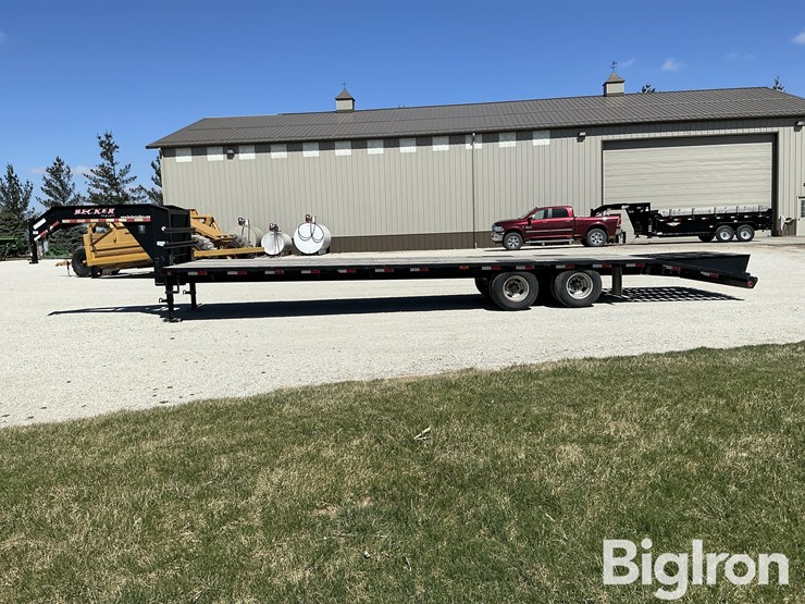 2010-delco-gooseneck-flatbed-trailer-image-8