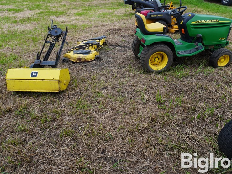 john-deere-gt225-image-4