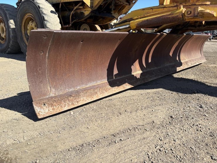 caterpillar-14e-image-24