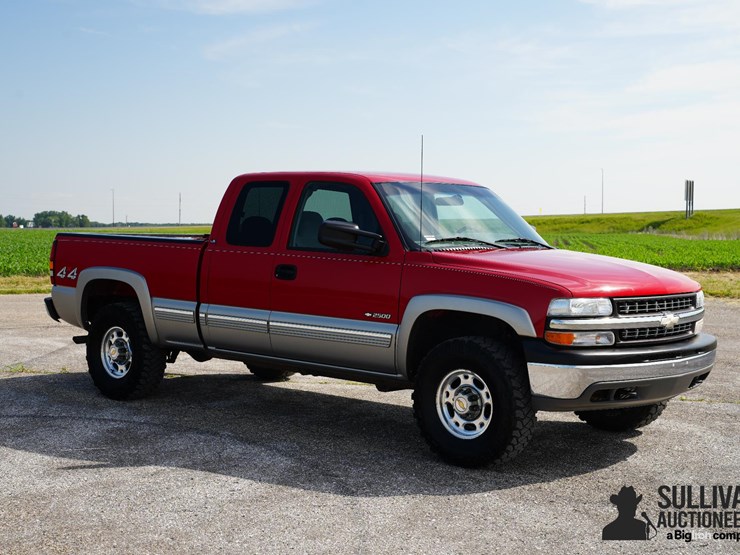 2000-chevrolet-silverado-2500-image-3