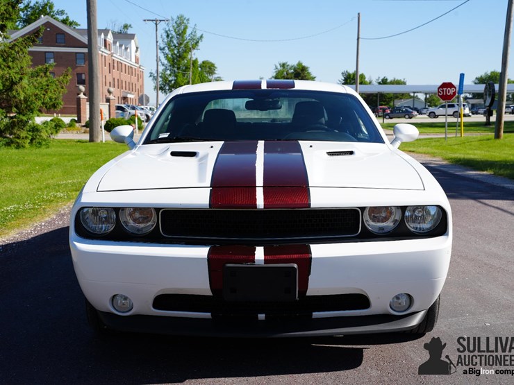 run-#59---2011-dodge-challenger-coupe-image-2