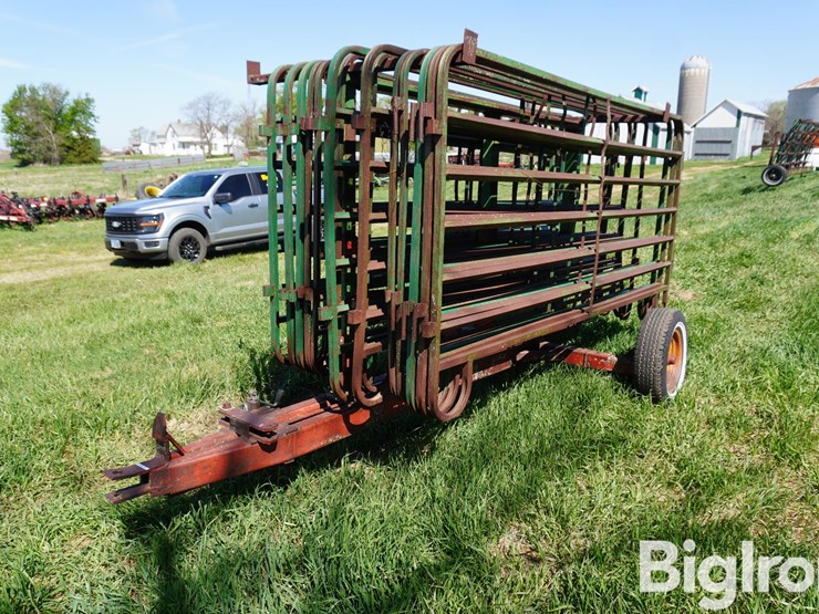 10'-cattle-panels-on-trailer-image-1