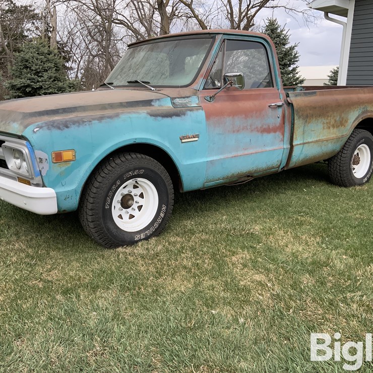 1968 GMC 2500