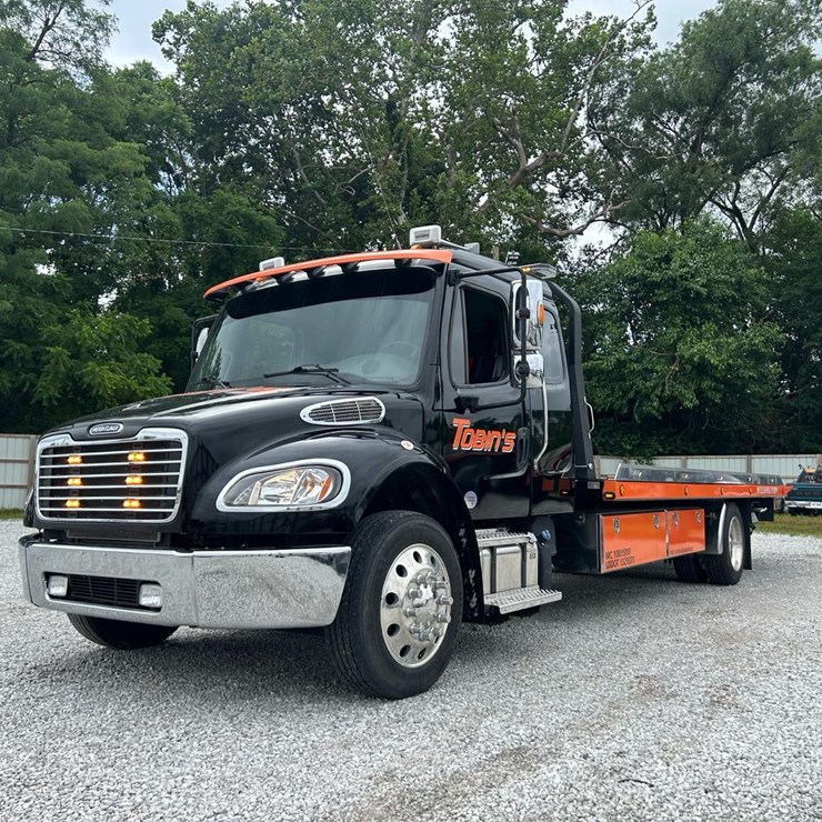#149 • 2024 Freightliner M2 Rollback