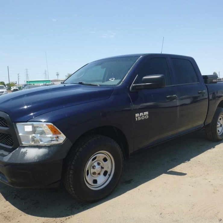 2016 DODGE 1500