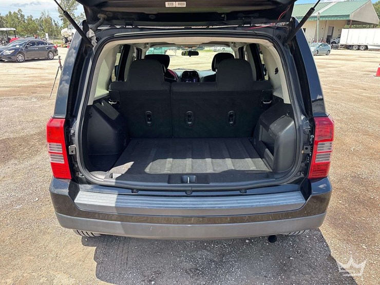 2015-jeep-patriot-image-23