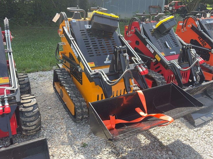 sl360t-tracked-skid-steer-loader-image-1