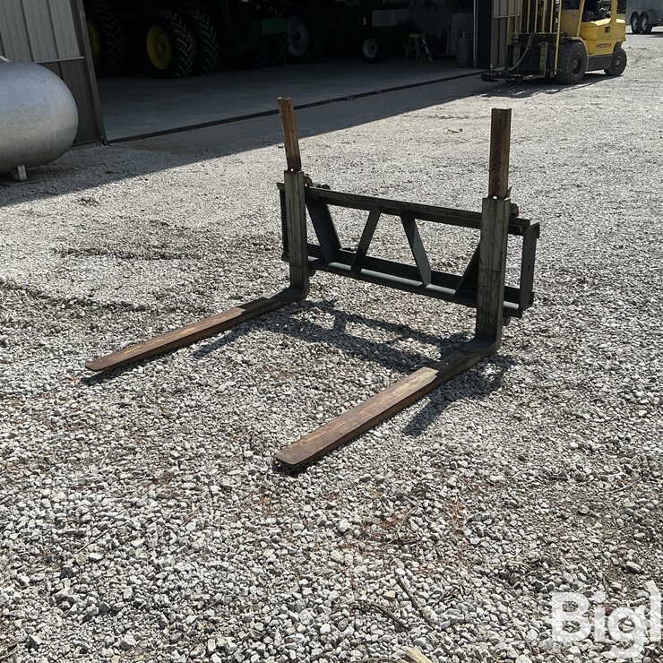 2005 Quicke Loader Pallet Forks
