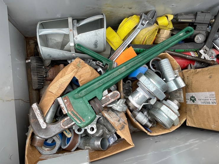 #4930-•-contents-of-job-box-image-2