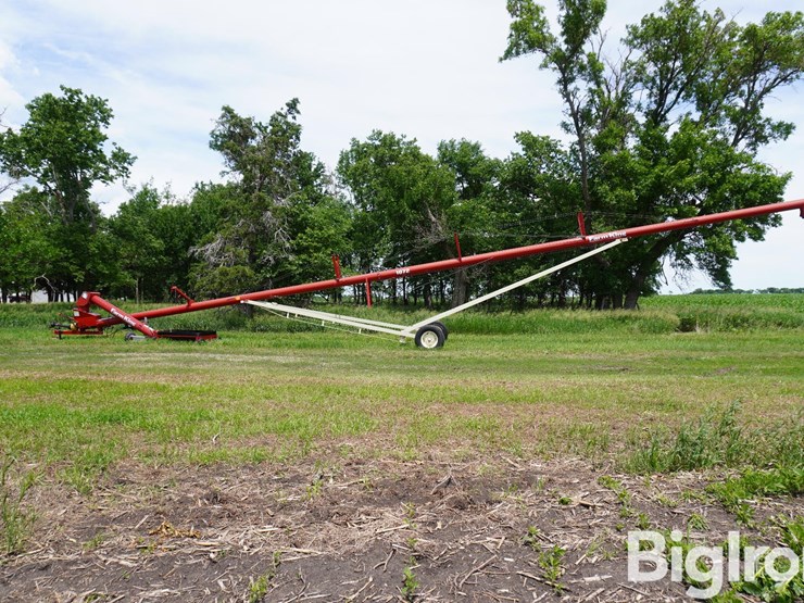 buhler-farm-king-1072-image-10