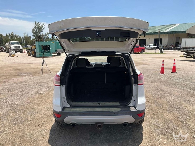 2016-ford-escape-image-32
