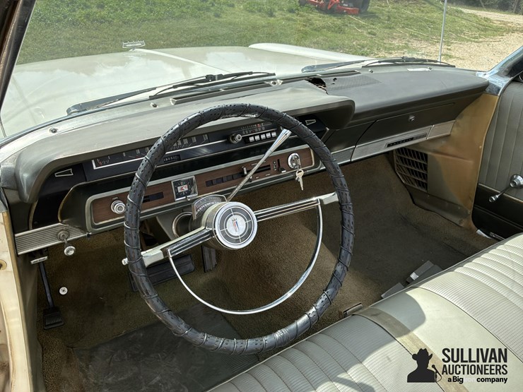 1966-ford-500-image-14