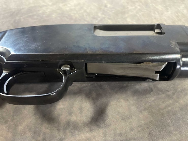 #4123-•-winchester-model-12,-12-ga.-pump-action-shotgun,-sn:-1213817,-(neenah,-wi)-image-15