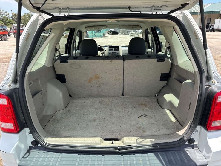 2009-ford-escape-image-22