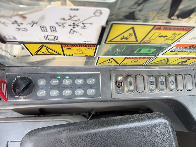 2014-caterpillar-336e-image-75