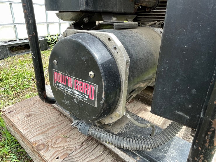 #4923-•-premier-pow'r-gard-6000-gas-generator-image-4